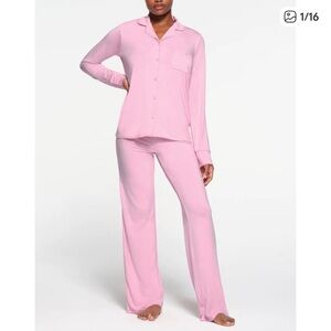 Skims Women's Pajama Set